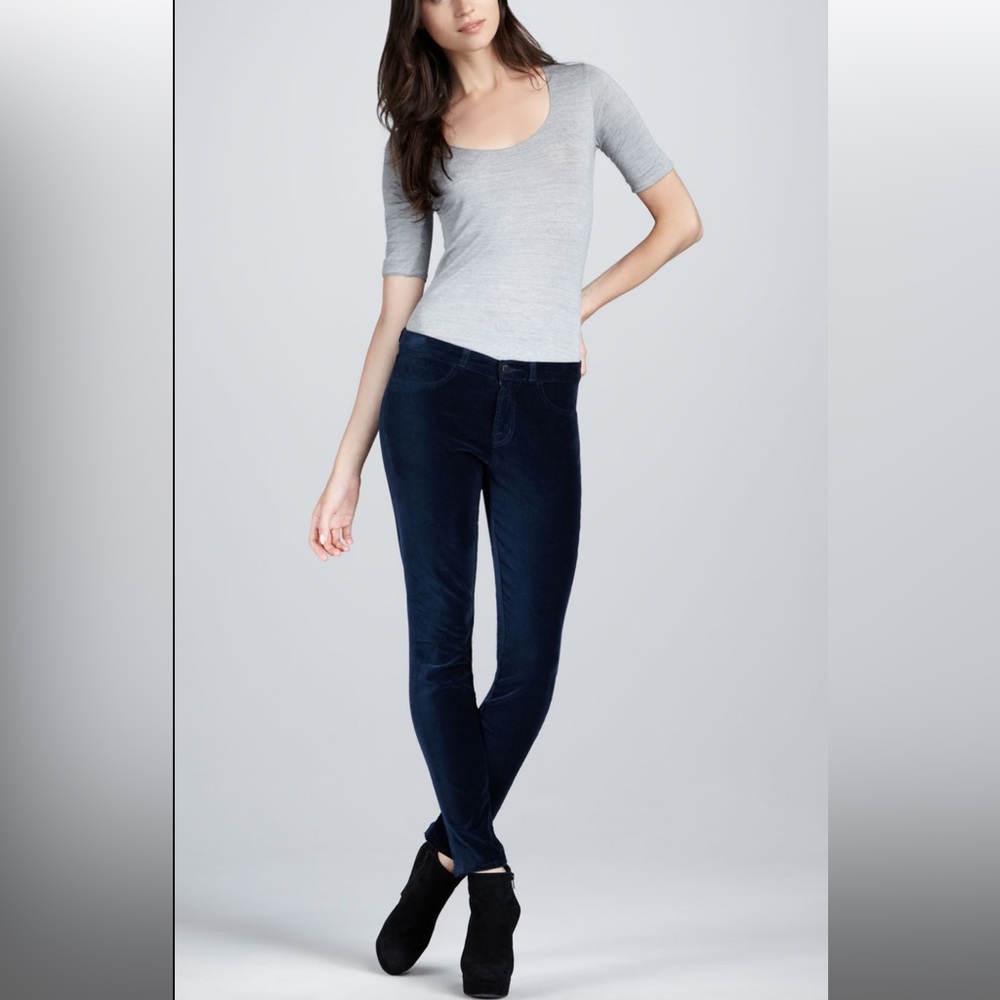 J Brand Blu Velvet Super Skinny Jeans 👖